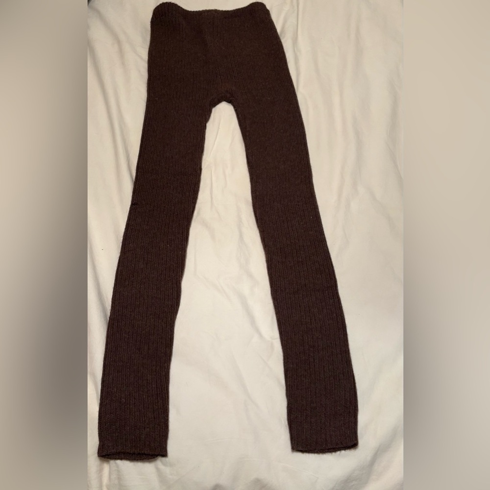 Alpaca Knit Leggings in Coffee - Picture 5 of 11
